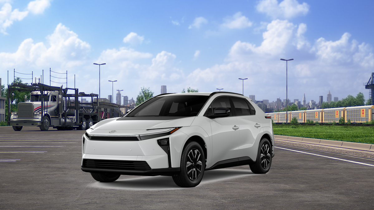 2026 Toyota bZ XLE's photo