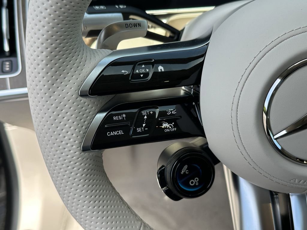 2025 Mercedes Benz S AMG 63 e 4MATIC photo 26