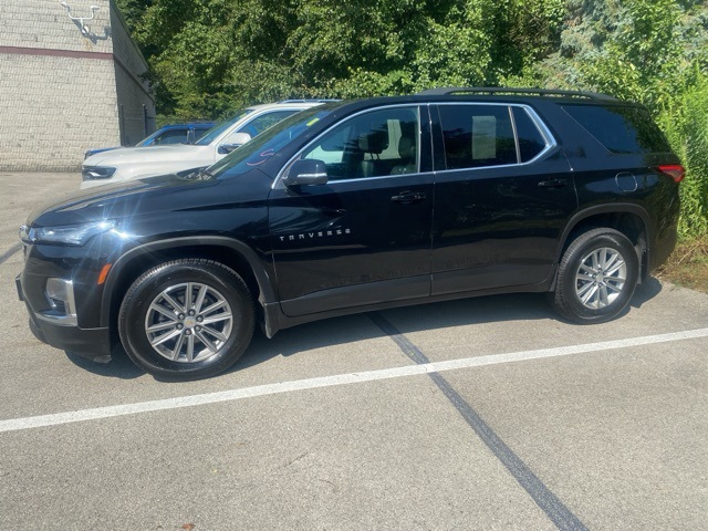 2023 Chevrolet Traverse Leather photo 3
