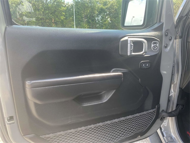 2020 Jeep Wrangler Unlimited Rubicon photo 13