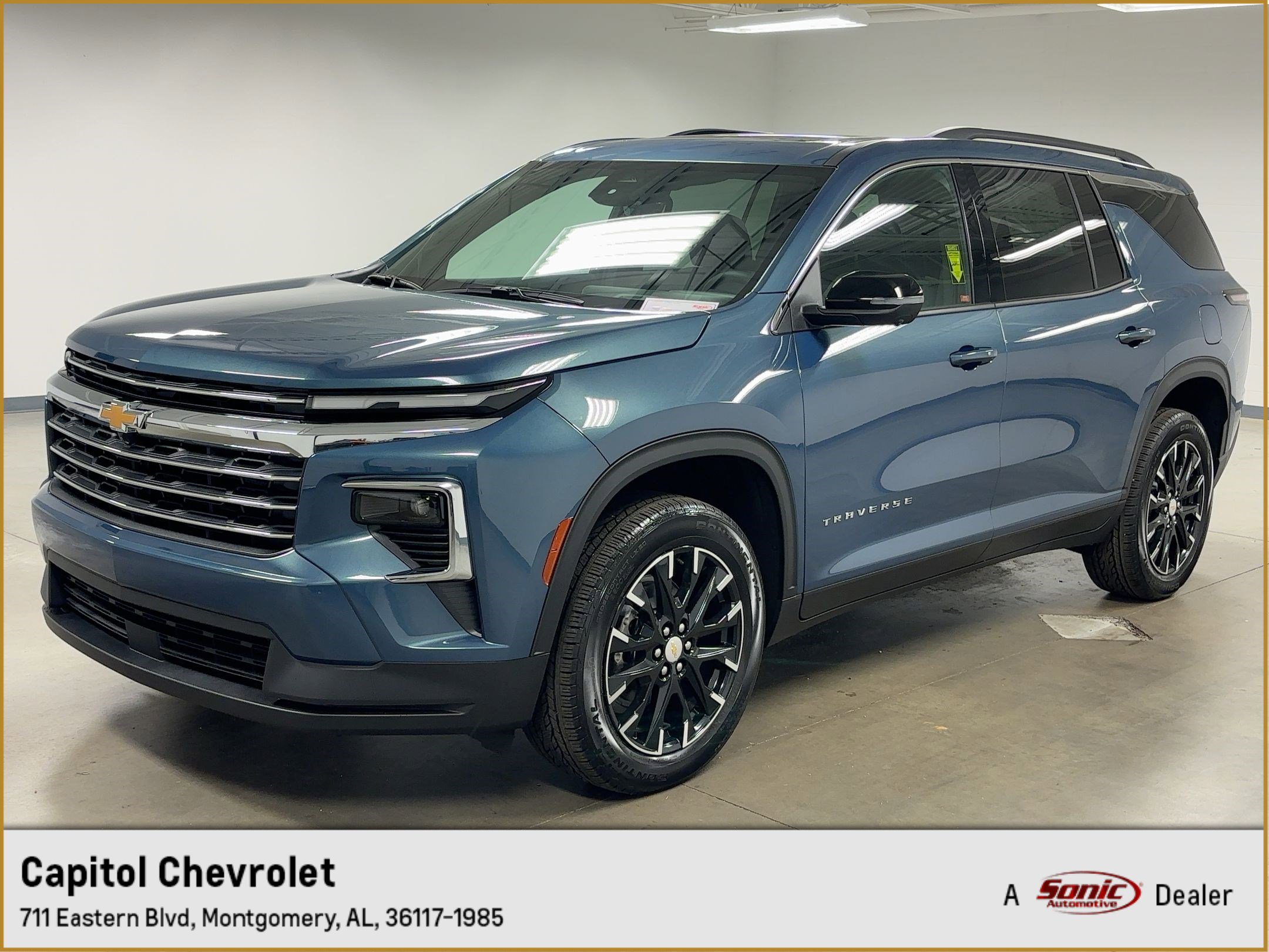 2026 Chevrolet Traverse LT's photo