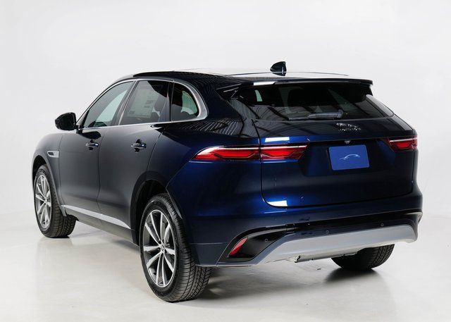 2025 Jaguar F-PACE R-Dynamic S photo 18