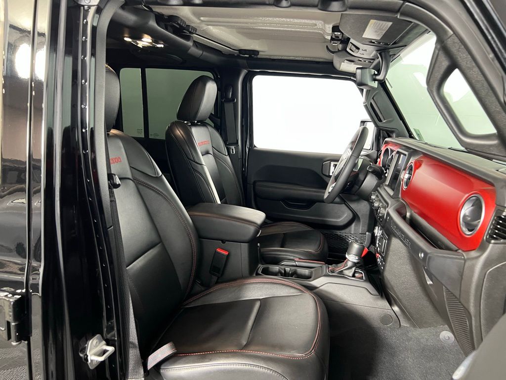 2023 Jeep Wrangler Rubicon photo 28