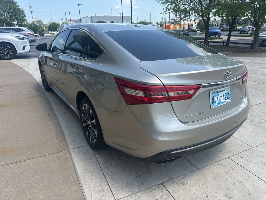 2017 Toyota Avalon Plus XLE Premium Touring Limited photo 4