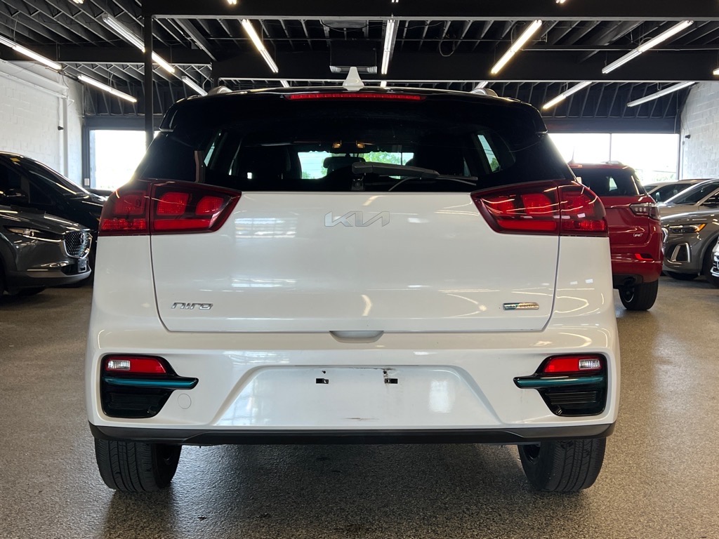2022 Kia Niro EV EX photo 4