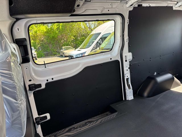 2025 Ford Transit Cargo Van photo 4