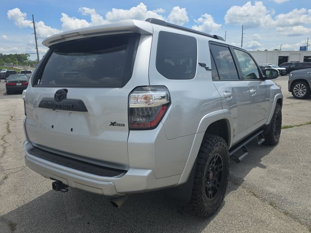 2023 Toyota 4Runner TRD Off-Road Premium photo 4
