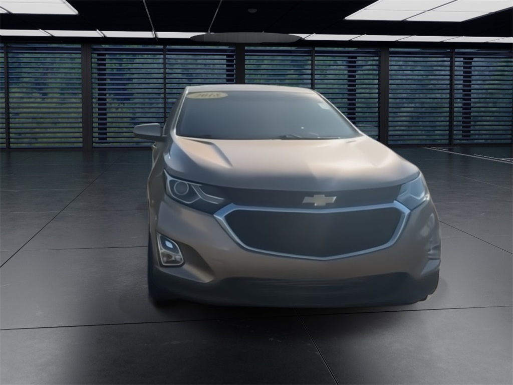 2018 Chevrolet Equinox LT photo 3