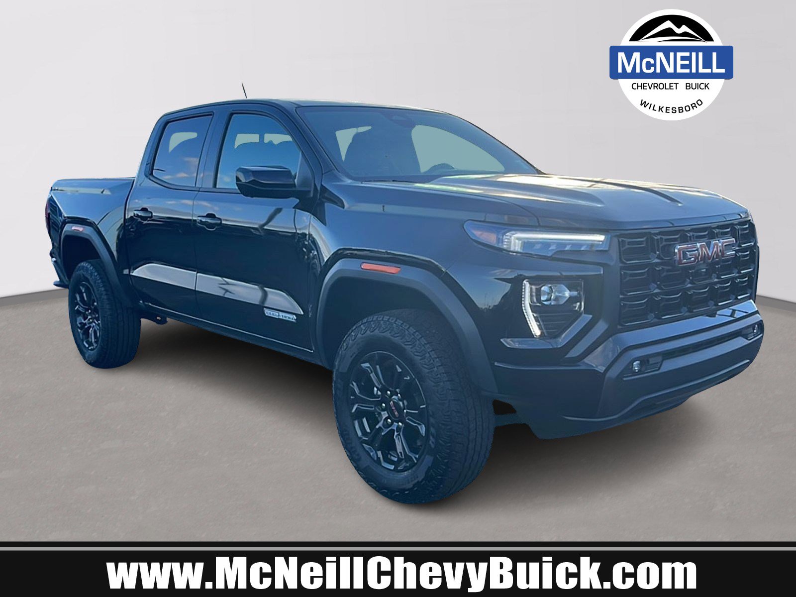 2025 GMC Canyon Elevation's photo