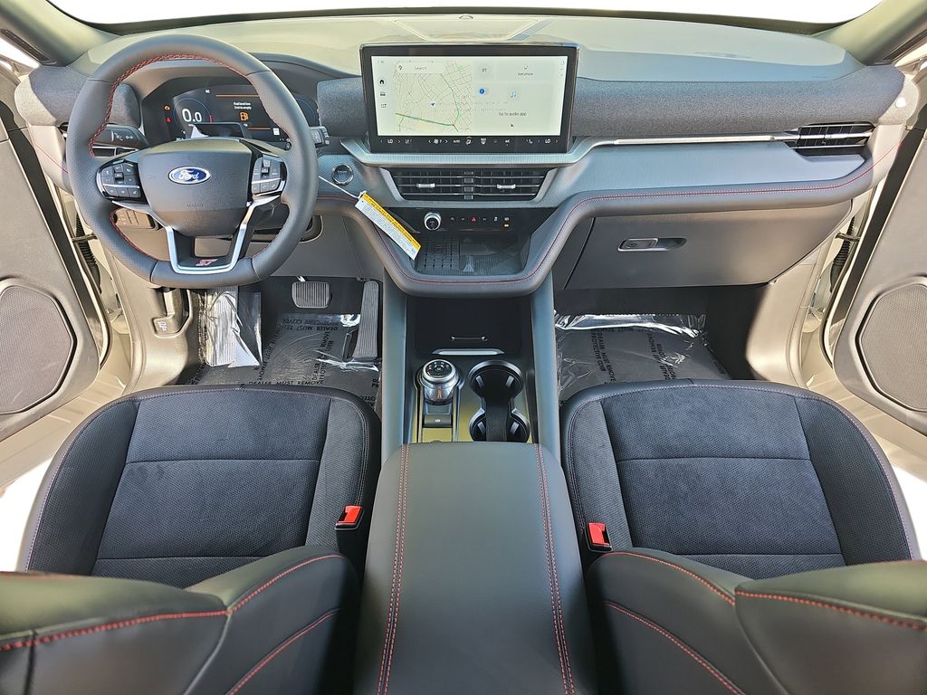 2025 Ford Explorer ST photo 7