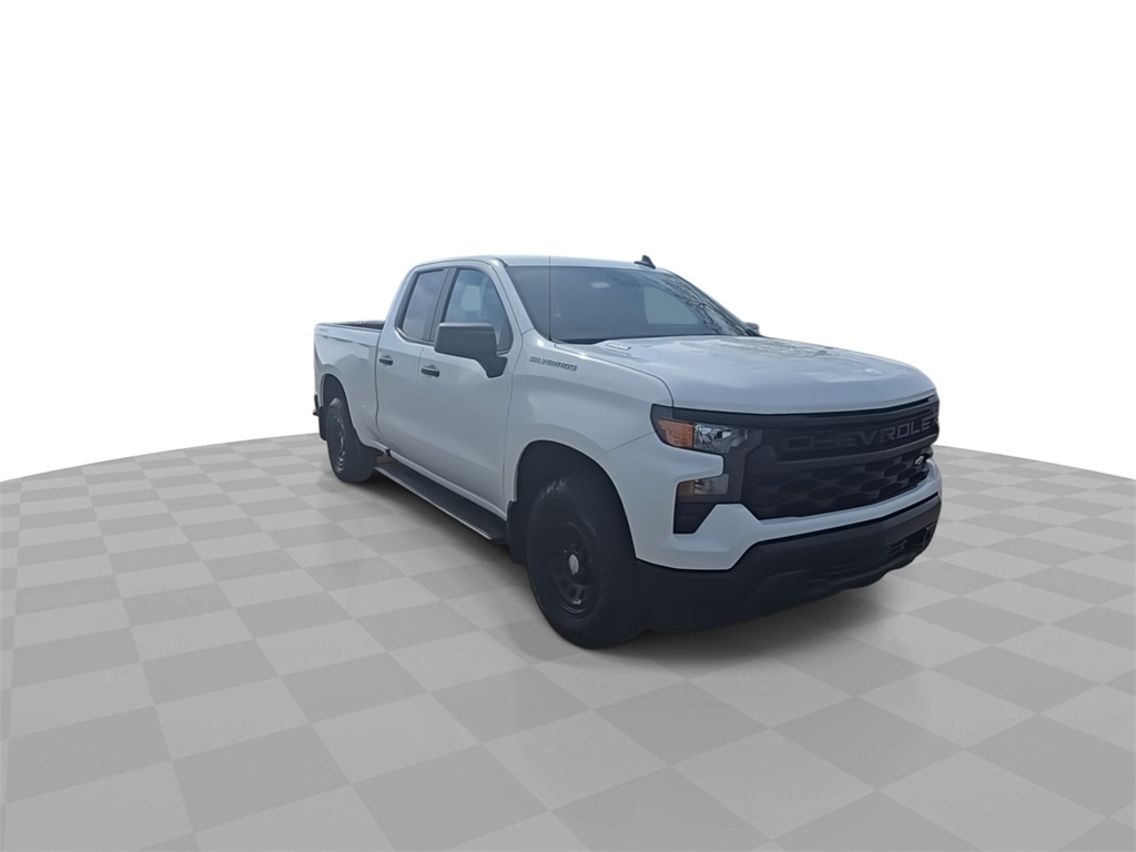 2024 Chevrolet Silverado 1500 photo 2