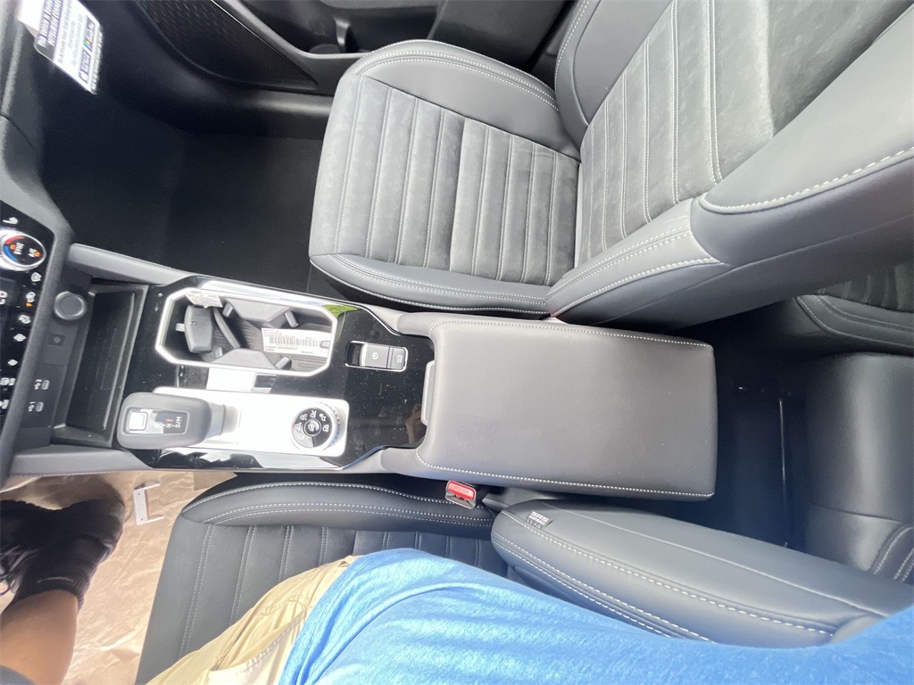 2025 Mitsubishi Outlander SE photo 20