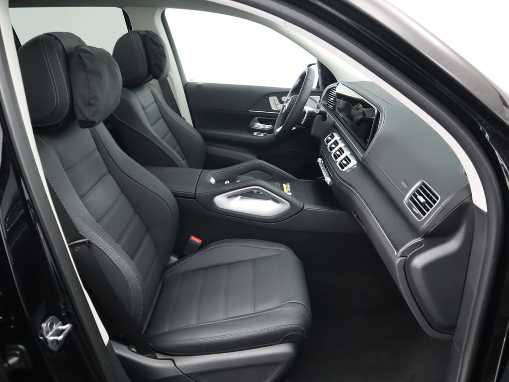 2025 Mercedes Benz GLS 450 4MATIC photo 22