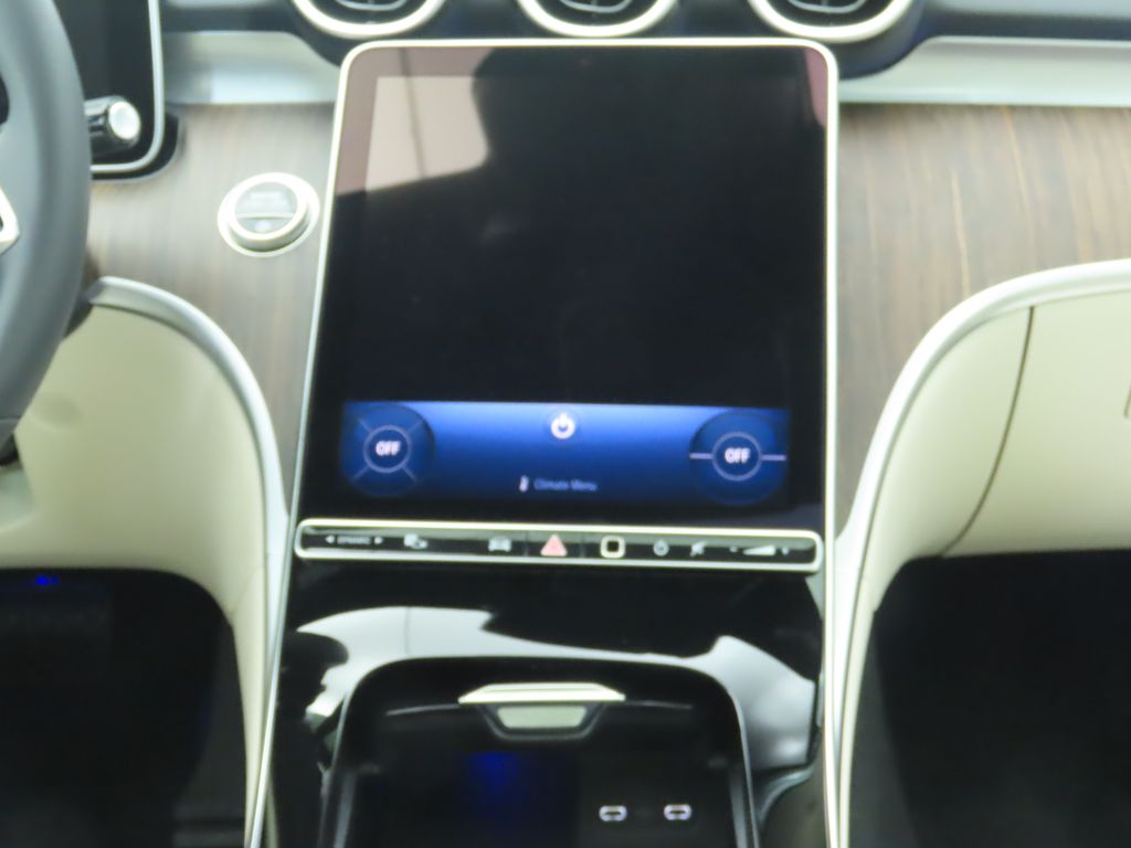 2025 Mercedes Benz C 300 photo 14