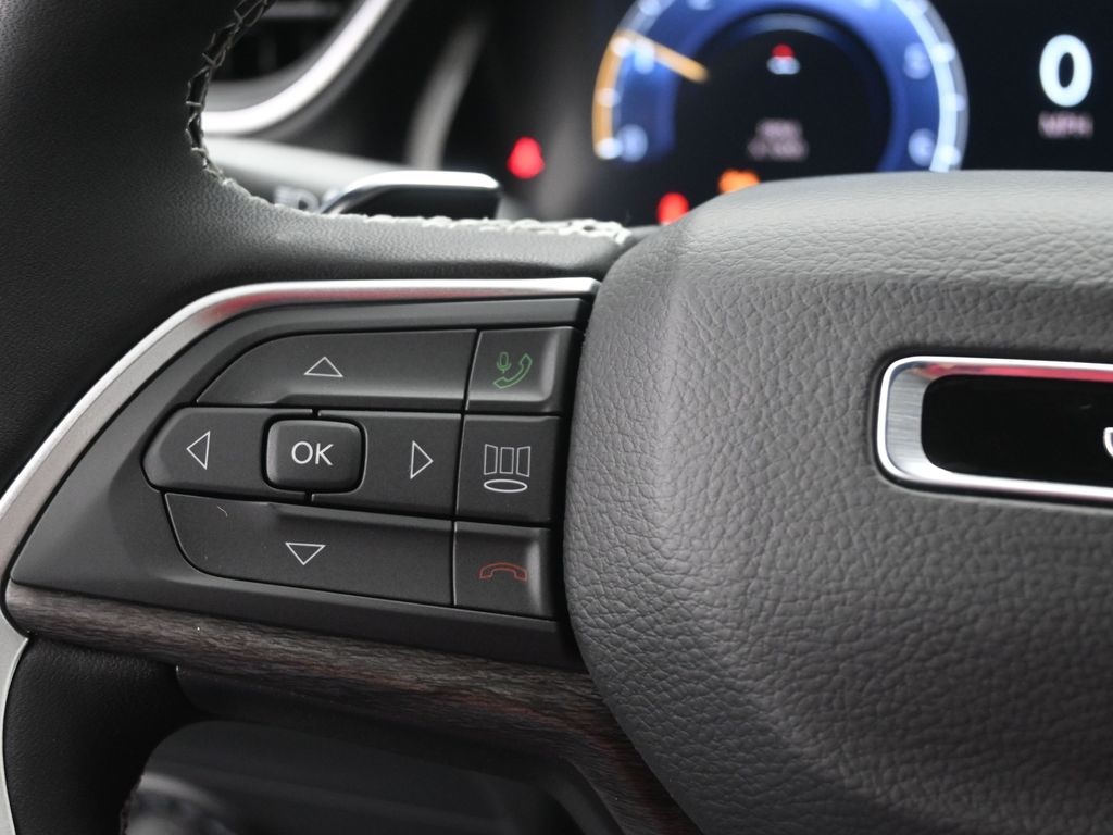 2025 Jeep Grand Cherokee Limited photo 6