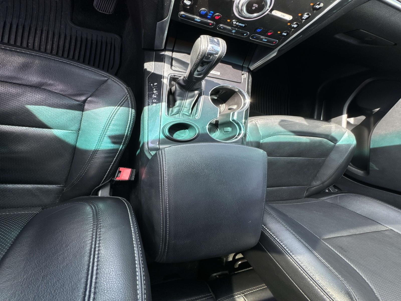 2016 Ford Explorer Limited photo 24