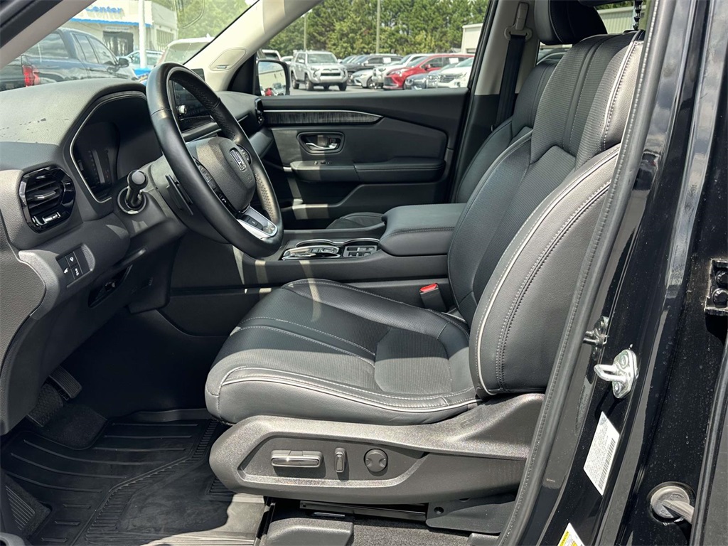 2023 Honda Pilot Elite photo 4