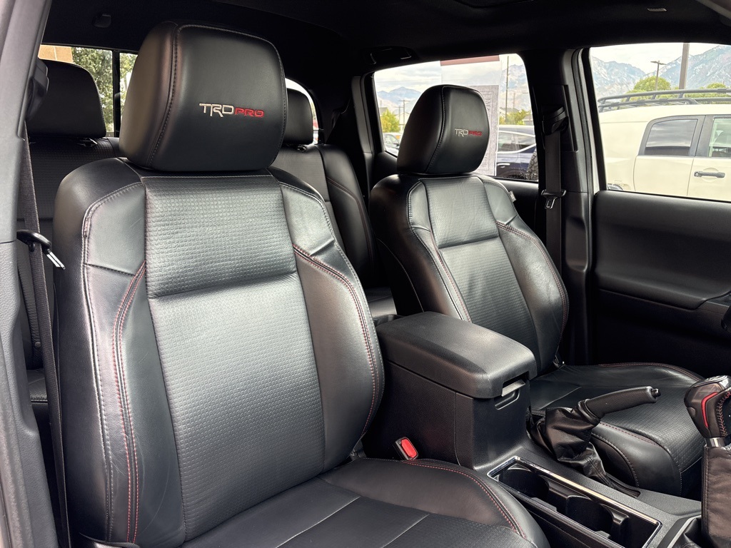 2019 Toyota Tacoma TRD Pro photo 12