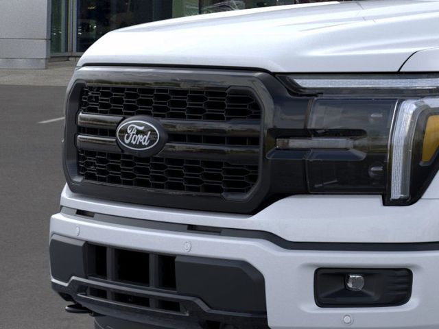 2025 Ford F-150 Lariat photo 18