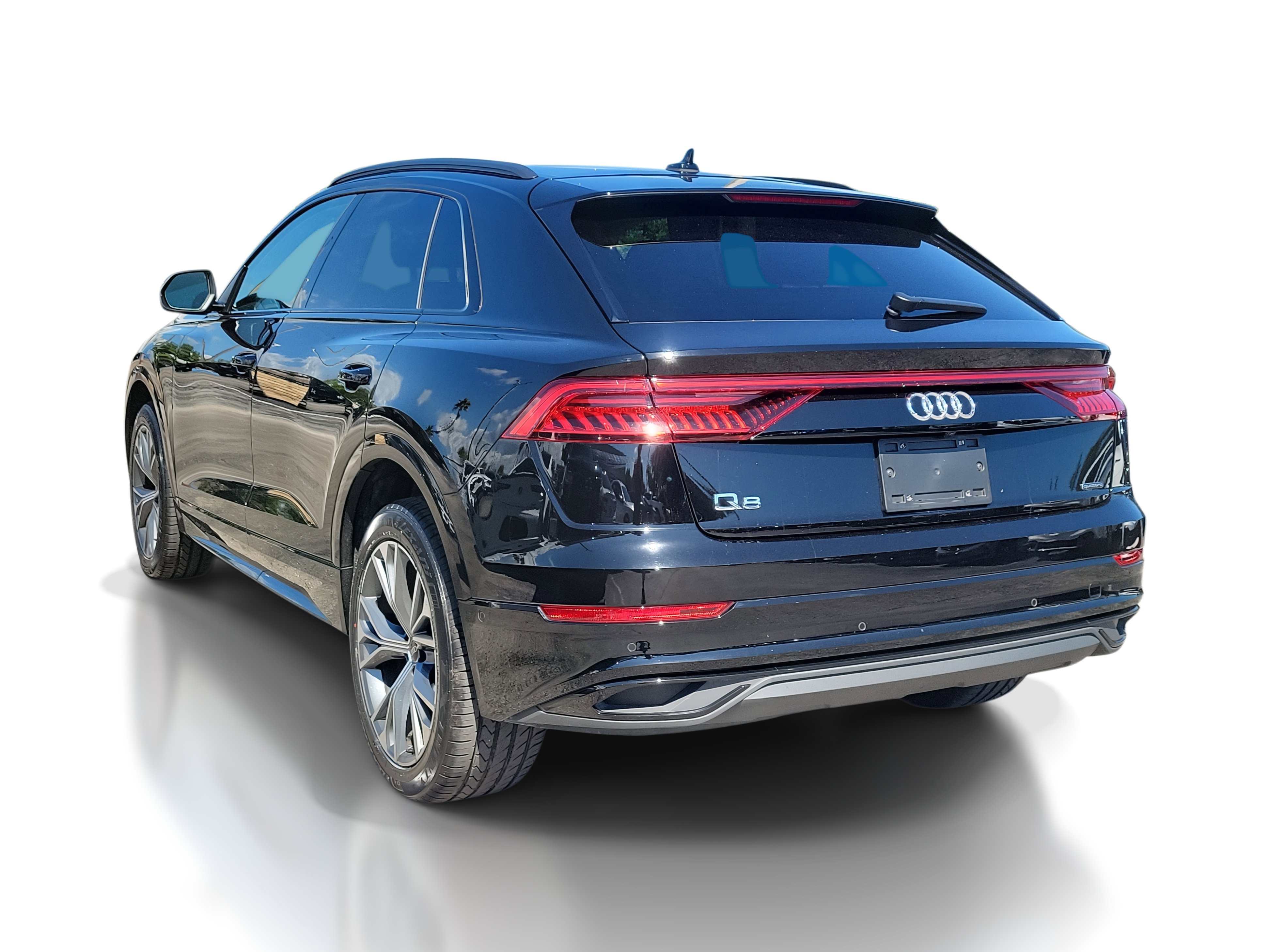 2021 Audi Q8 55 Premium photo 2