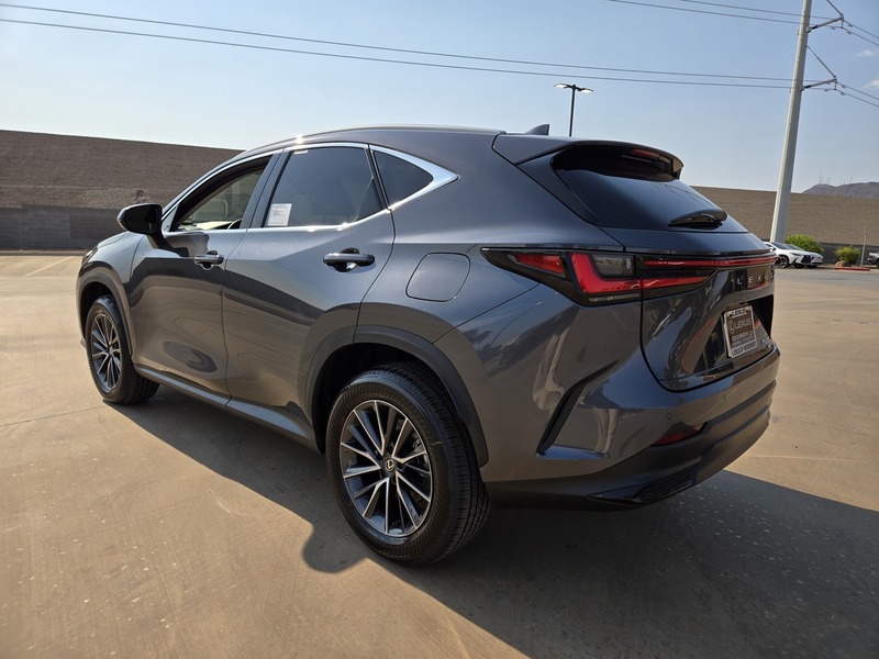 2025 Lexus NX 350 Premium photo 4