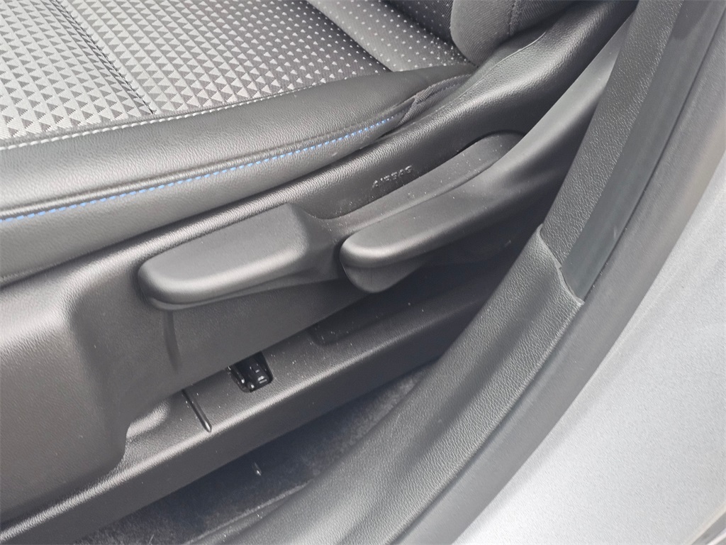 2024 Chevrolet Trax LT photo 22