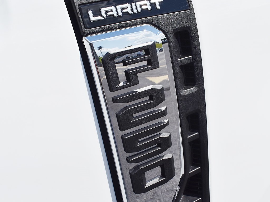 2026 Ford F-250 Lariat photo 13