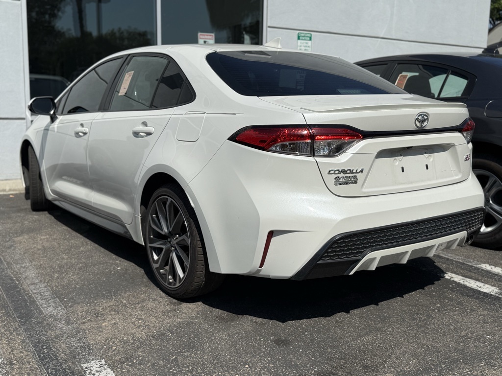 2020 Toyota Corolla SE photo 3