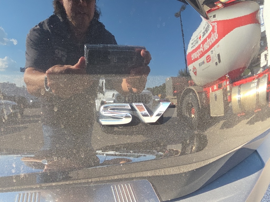 2023 Nissan Rogue SV photo 4