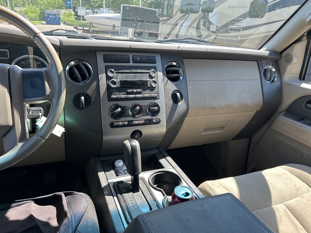 2010 Ford Expedition XLT photo 22