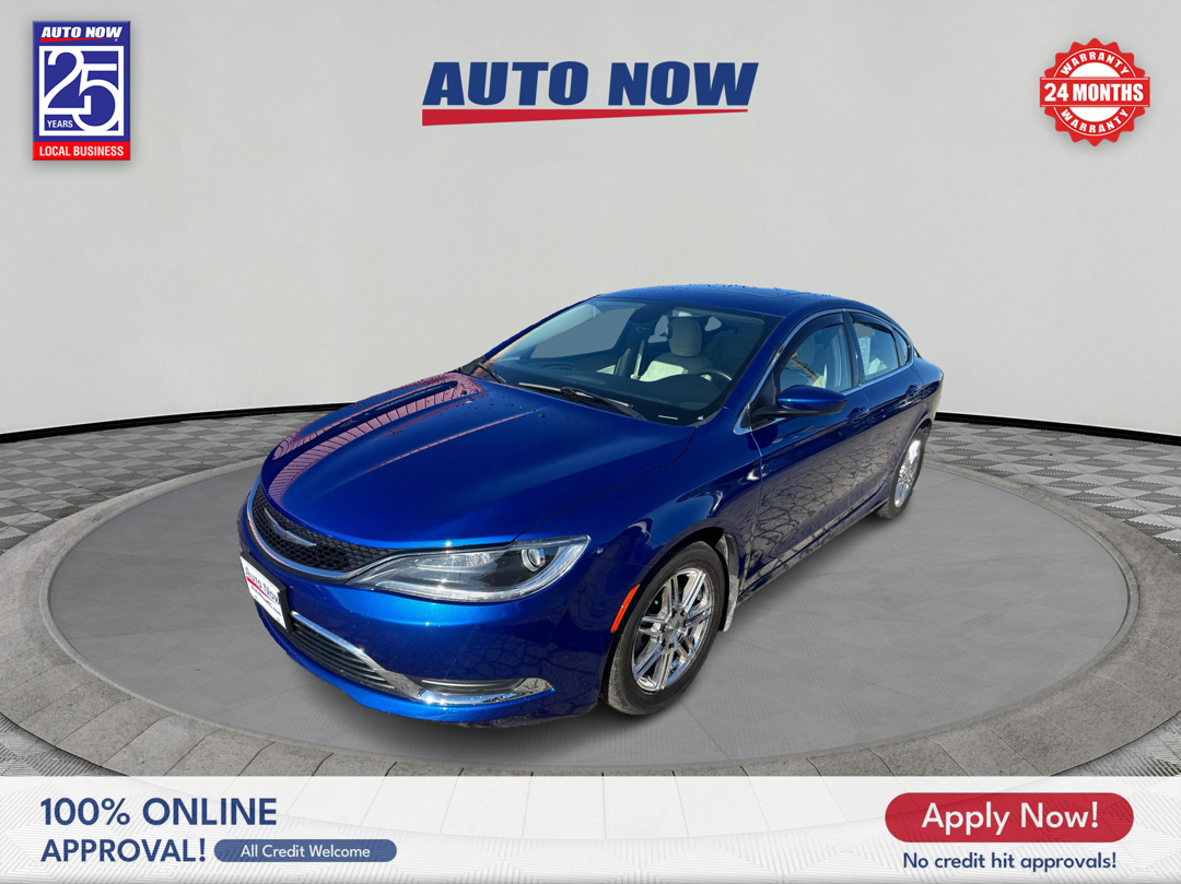 2016 Chrysler 200 Limited's photo