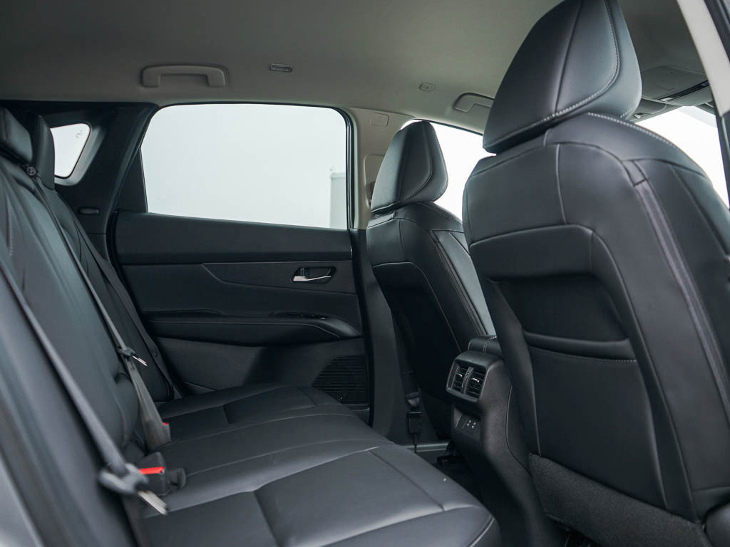 2025 Nissan Murano SV photo 10