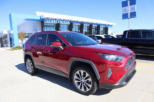 2019 Toyota RAV4 LE
