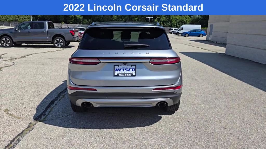 2022 Lincoln Corsair Standard photo 4