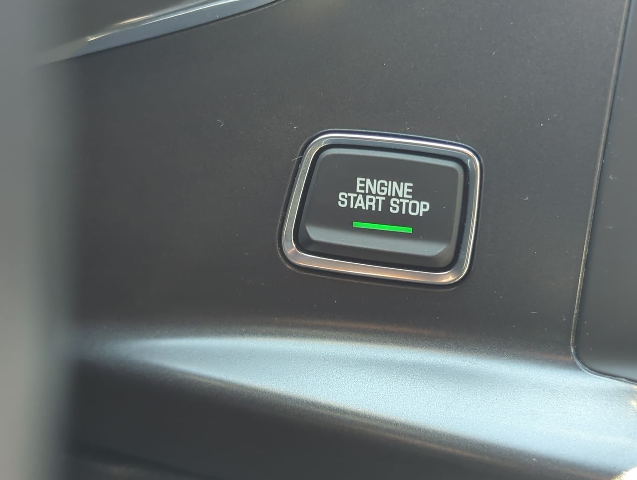 2014 Chevrolet Corvette Stingray Base 3LT photo 14