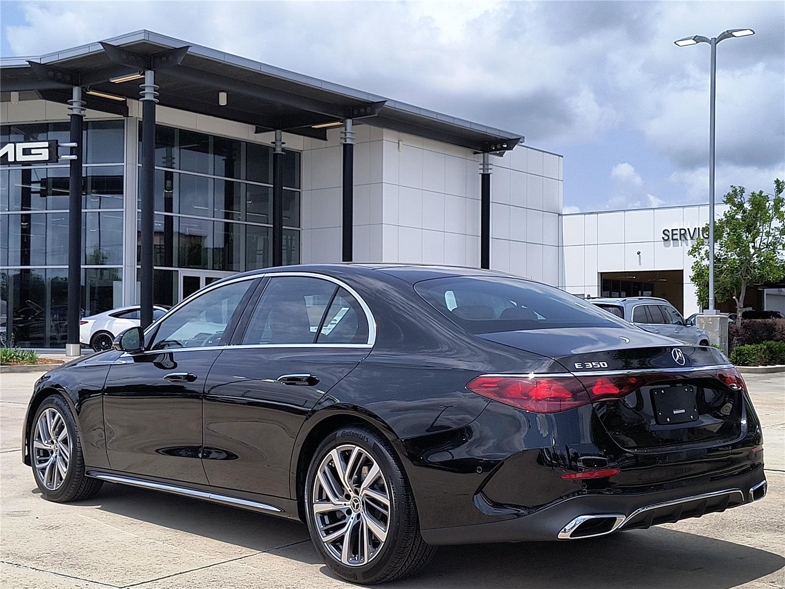 2025 Mercedes Benz E 350 photo 3