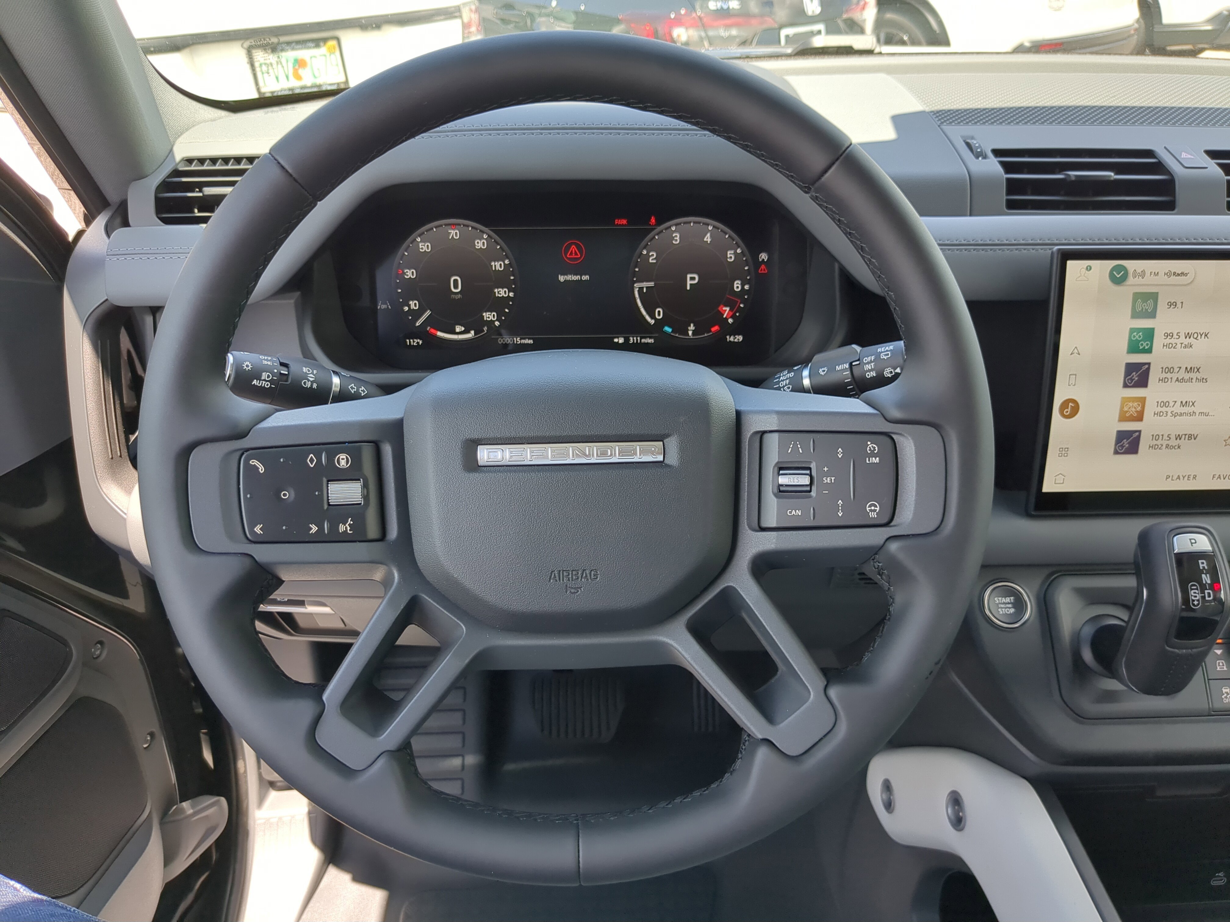 2025 Land Rover Defender 110 X-Dynamic SE photo 20