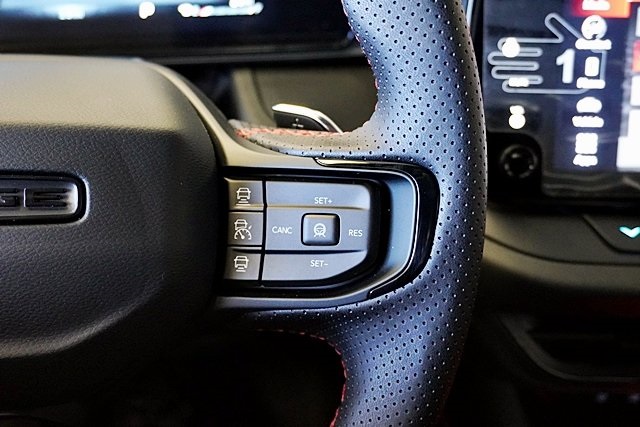 New 2026 Diamond Black Crystal Pearlcoat Dodge R/T Scat Pack image 30