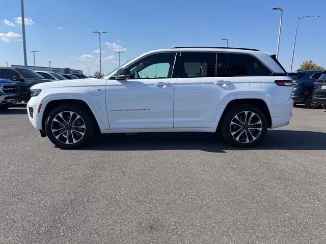 2022 Jeep Grand Cherokee Overland 4xe photo 3