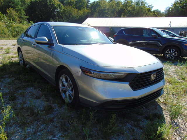2024 Honda Accord LX photo 3