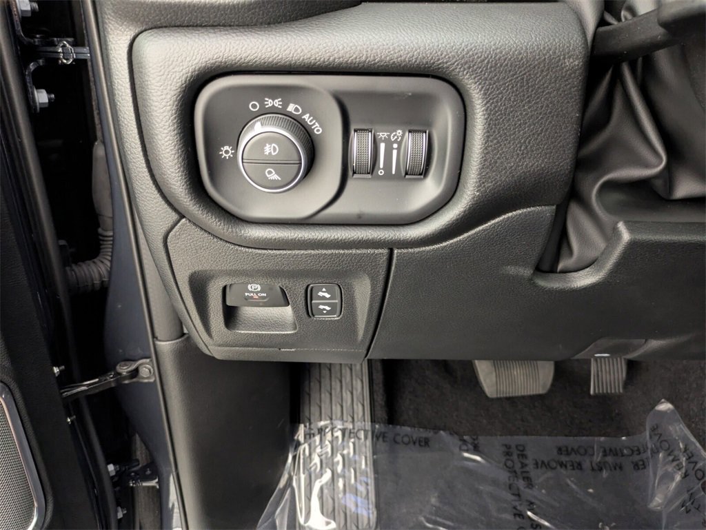 2026 Ram 1500 Laramie photo 21