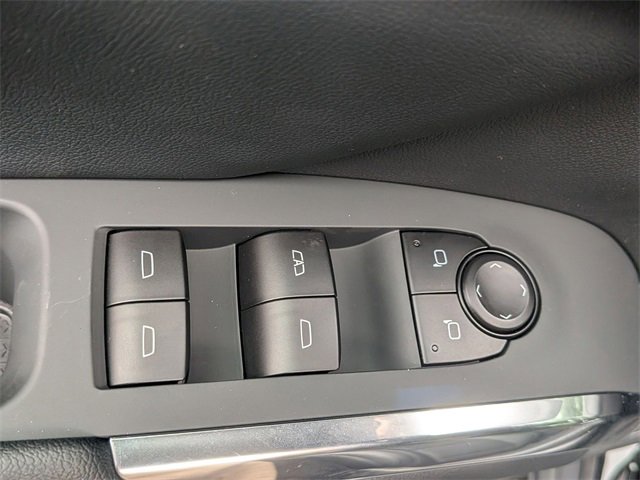 2026 Chevrolet Traverse photo 11