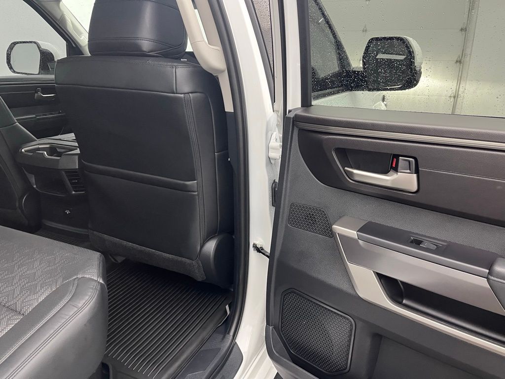 2022 Toyota Tundra SR5 photo 27