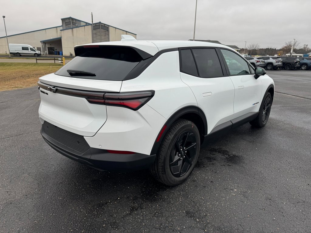 2026 Chevrolet Equinox EV 1LT photo 3