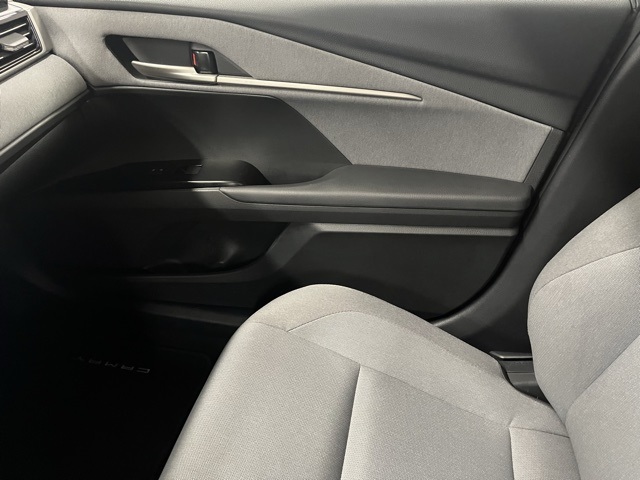 2025 Toyota Camry LE photo 13