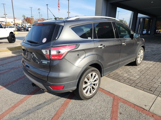 2017 Ford Escape Titanium photo 4