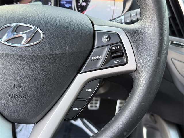2012 Hyundai Veloster Base photo 20