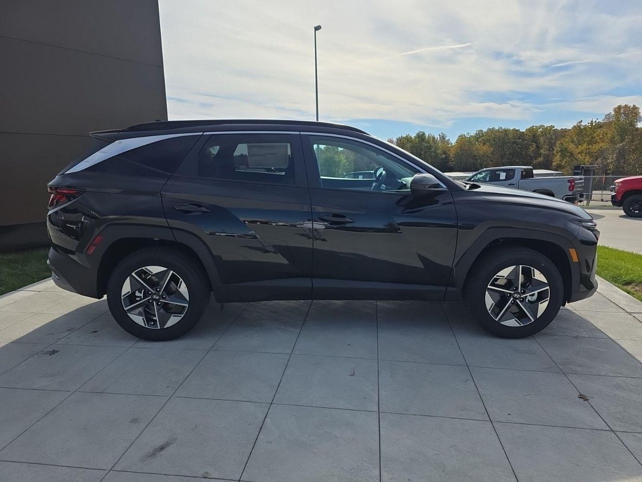 2026 Hyundai Tucson SEL photo 4