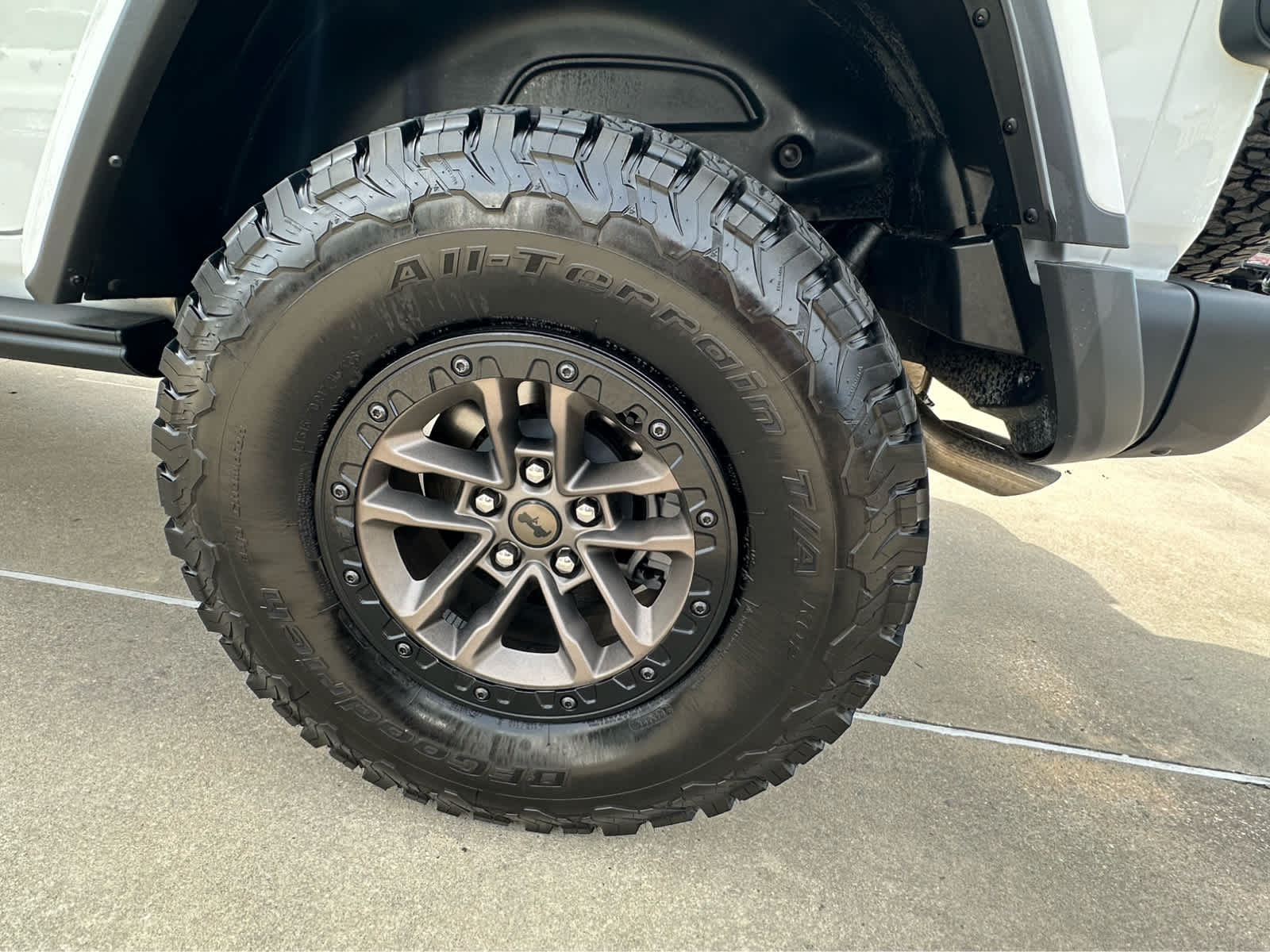 2024 Jeep Wrangler Rubicon 392 photo 5