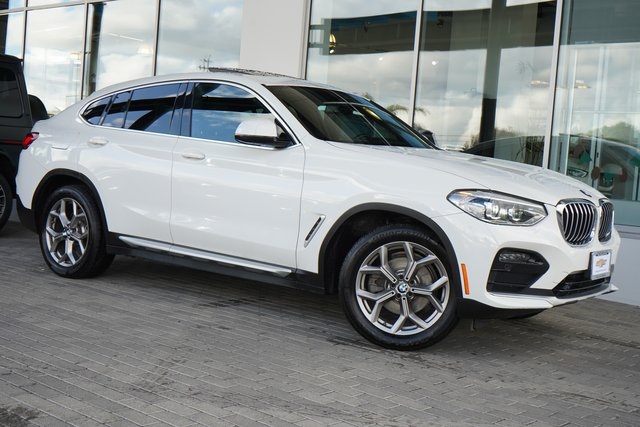 2020 BMW X4 30i's photo